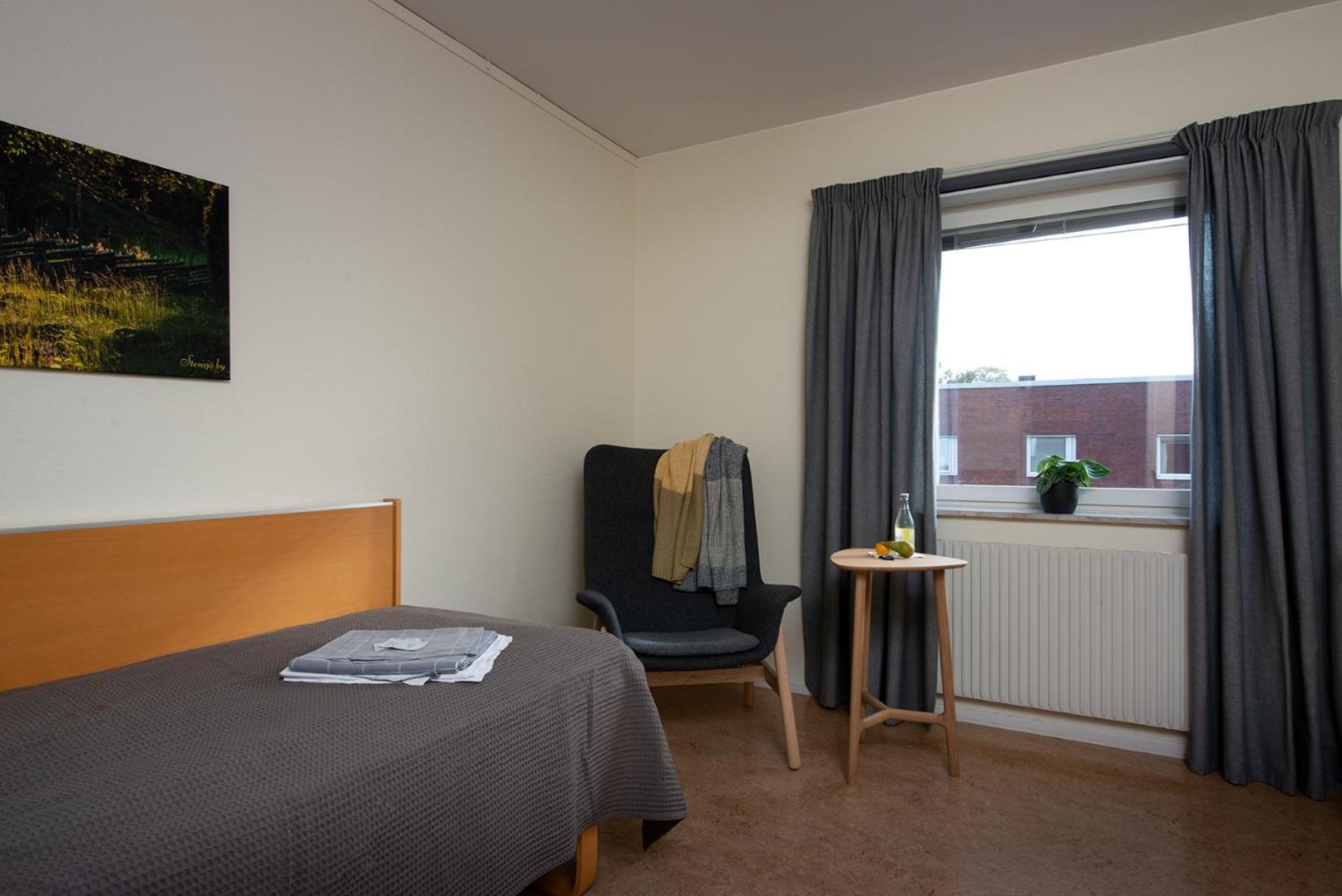Logi Tuppen, Vandrarhem - Oskarshamns Folkhoegskola Exterior foto