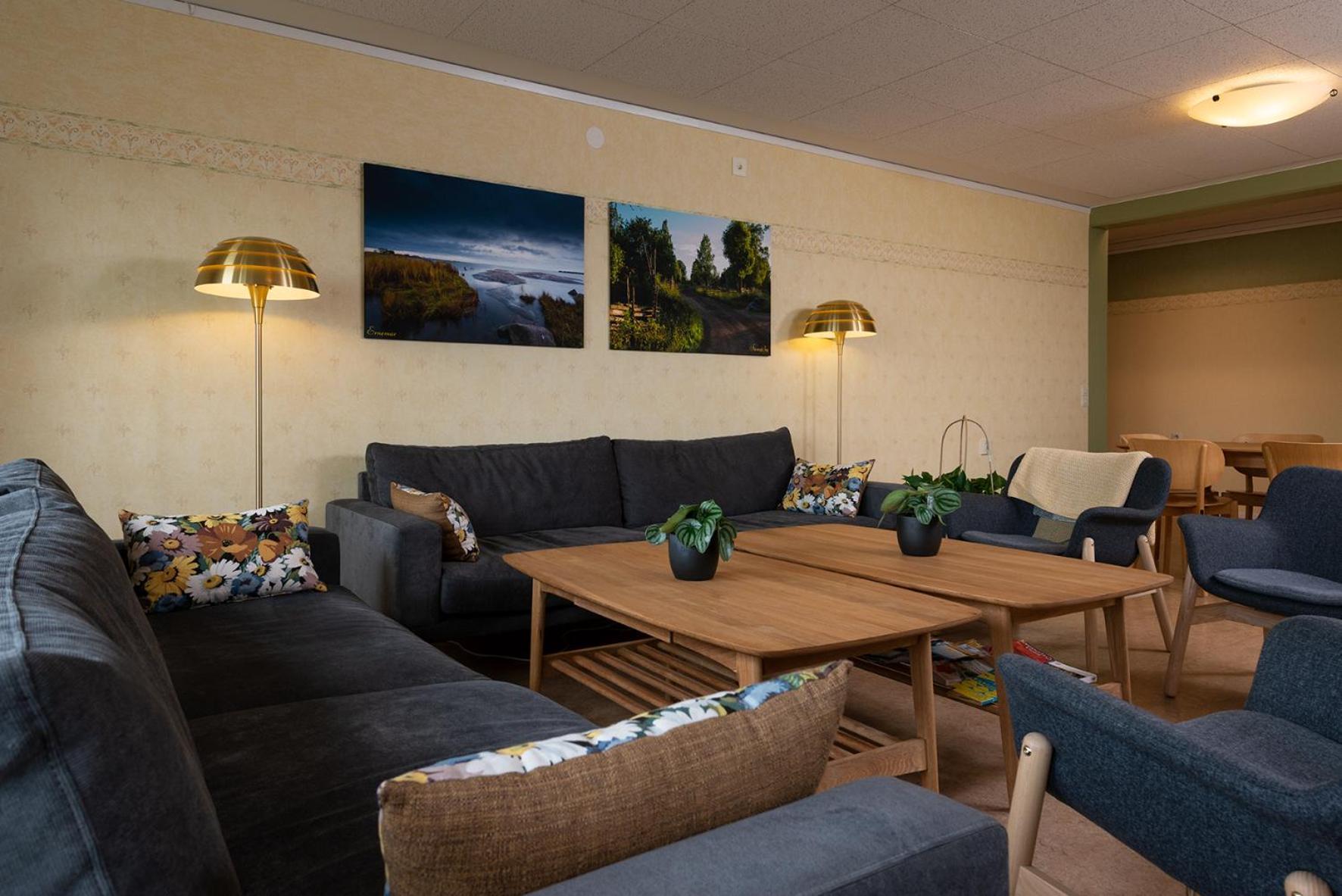 Logi Tuppen, Vandrarhem - Oskarshamns Folkhoegskola Exterior foto